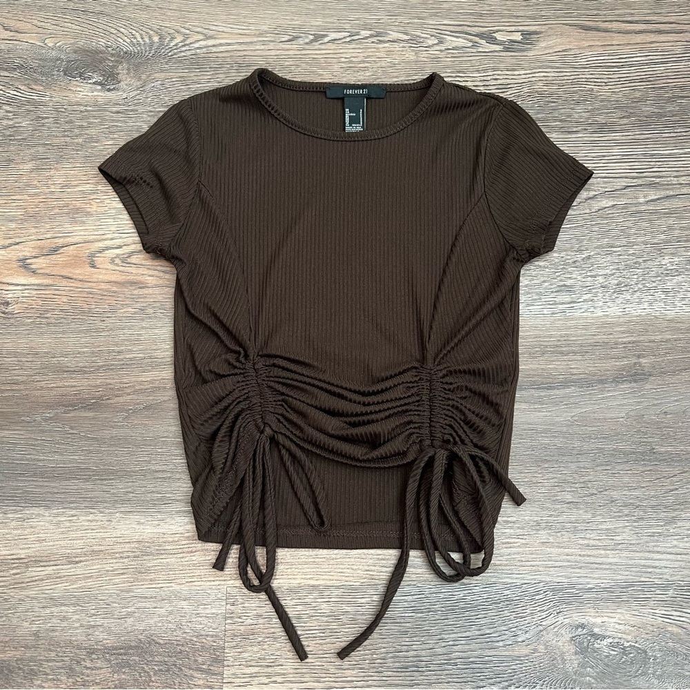 Forever 21 Brown Ruched Ribbed Short Sleeve Top Small